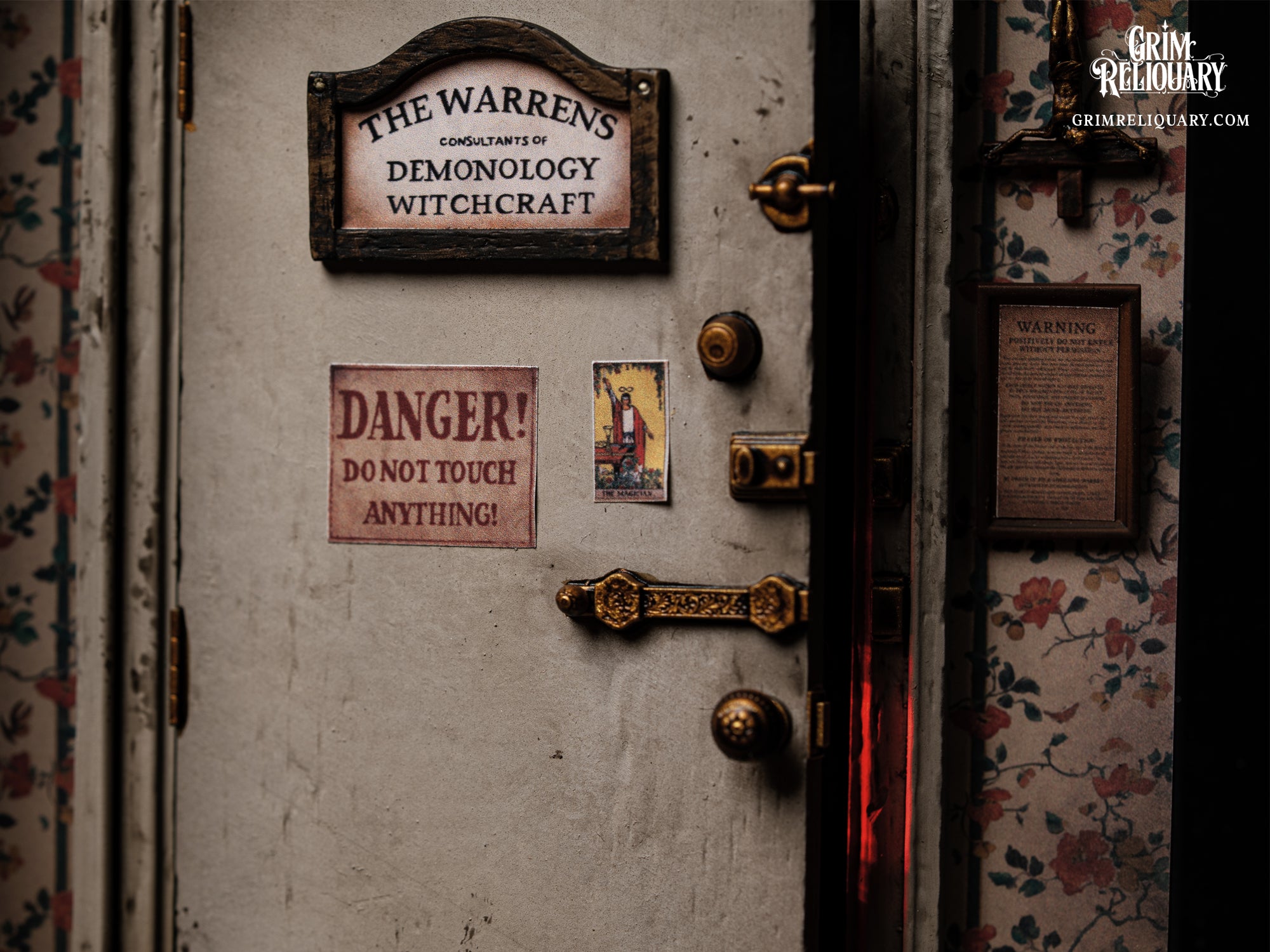 Warren Door Framed Diorama