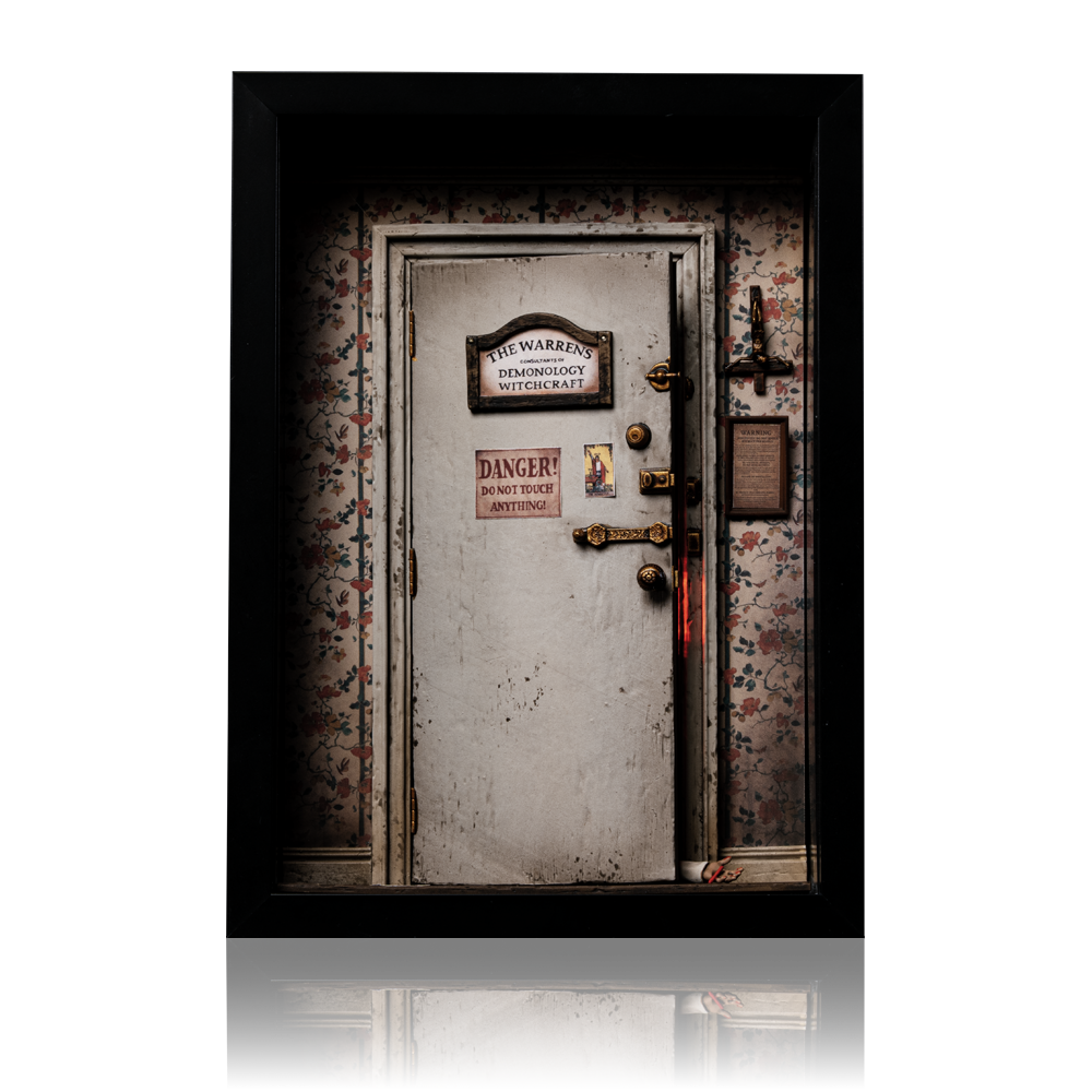 Warren Door Framed Diorama