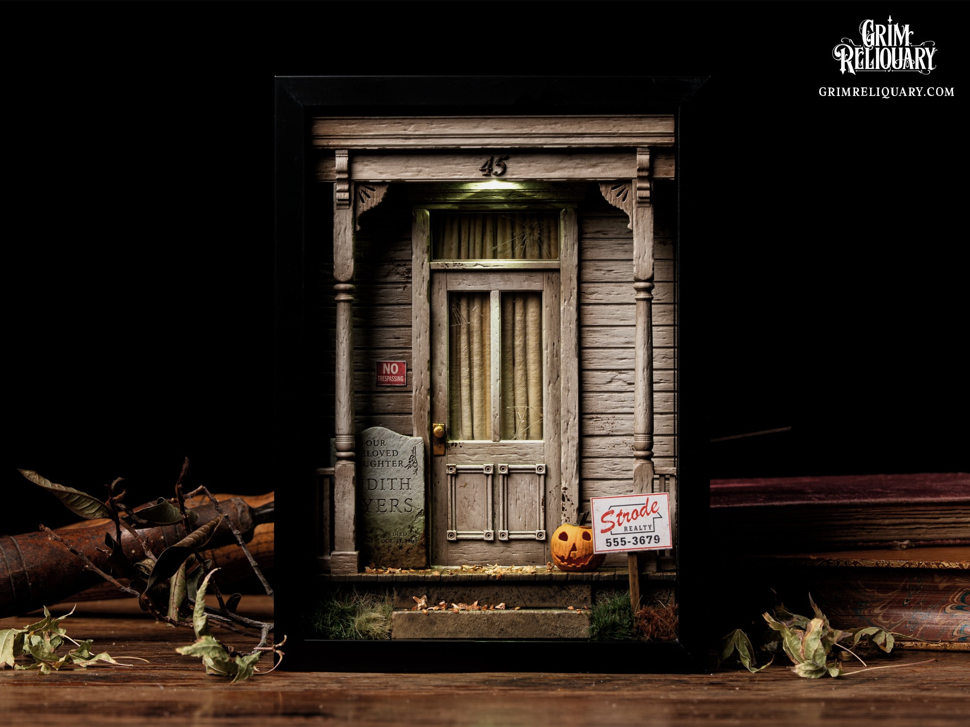 Michael Myers Door Framed Diorama