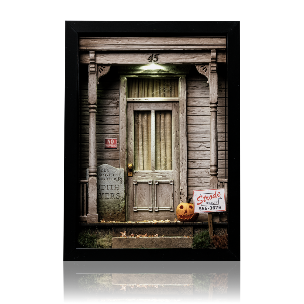 Michael Myers Door Framed Diorama