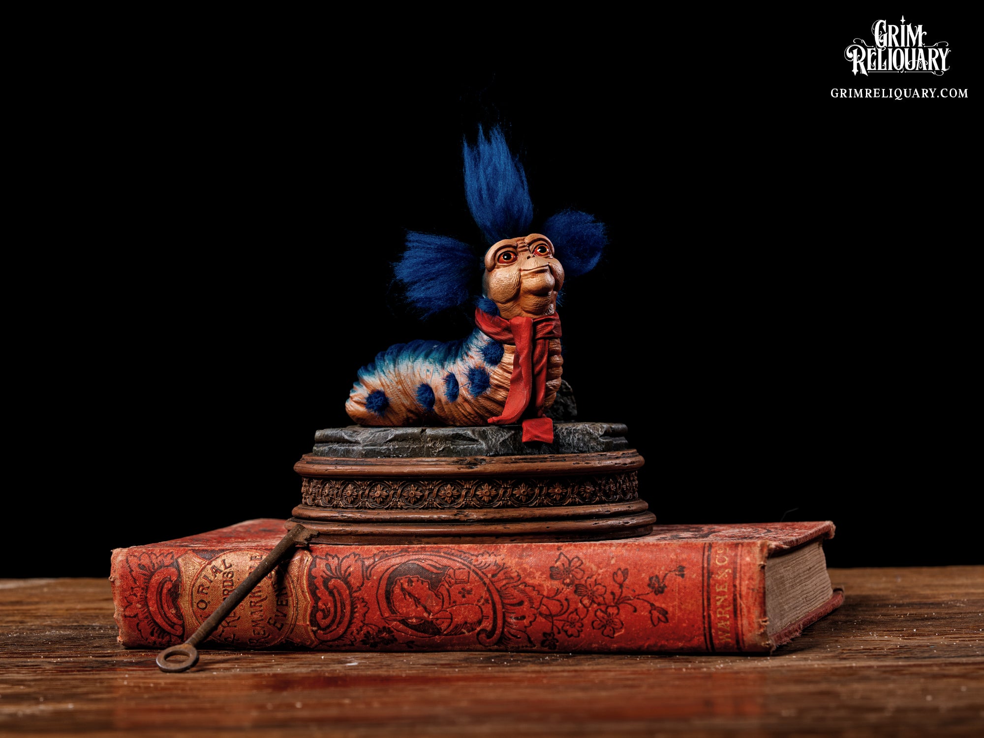 Labyrinth Worm Figure