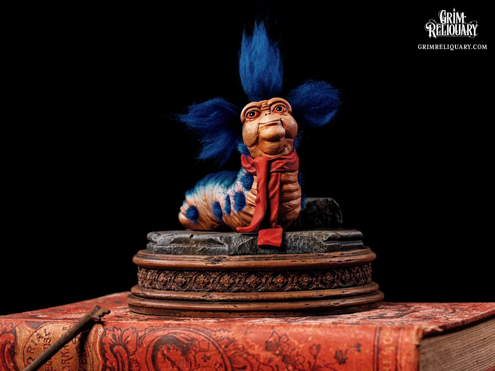 Labyrinth Worm Figure